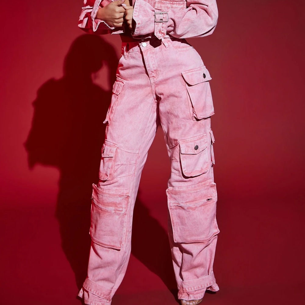 Pink Cargo FashionNova pants - never worn